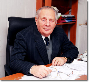 Воскресенский Д.И. на рабочем места в 6 корпусе